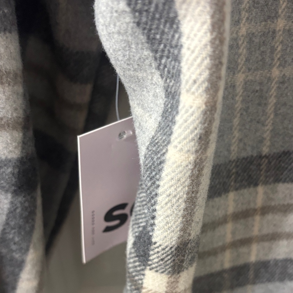 So Plaid Button-Up Shacket Shirt Jacket Oversized - Picture 6 of 11